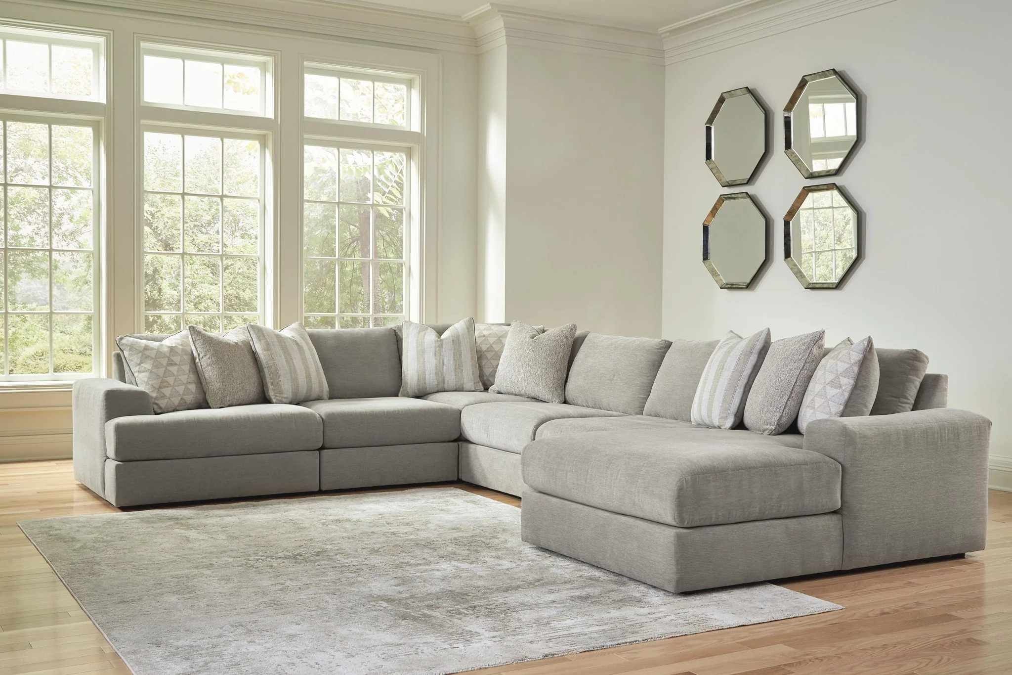 Avaliyah - Sectional - Image 16