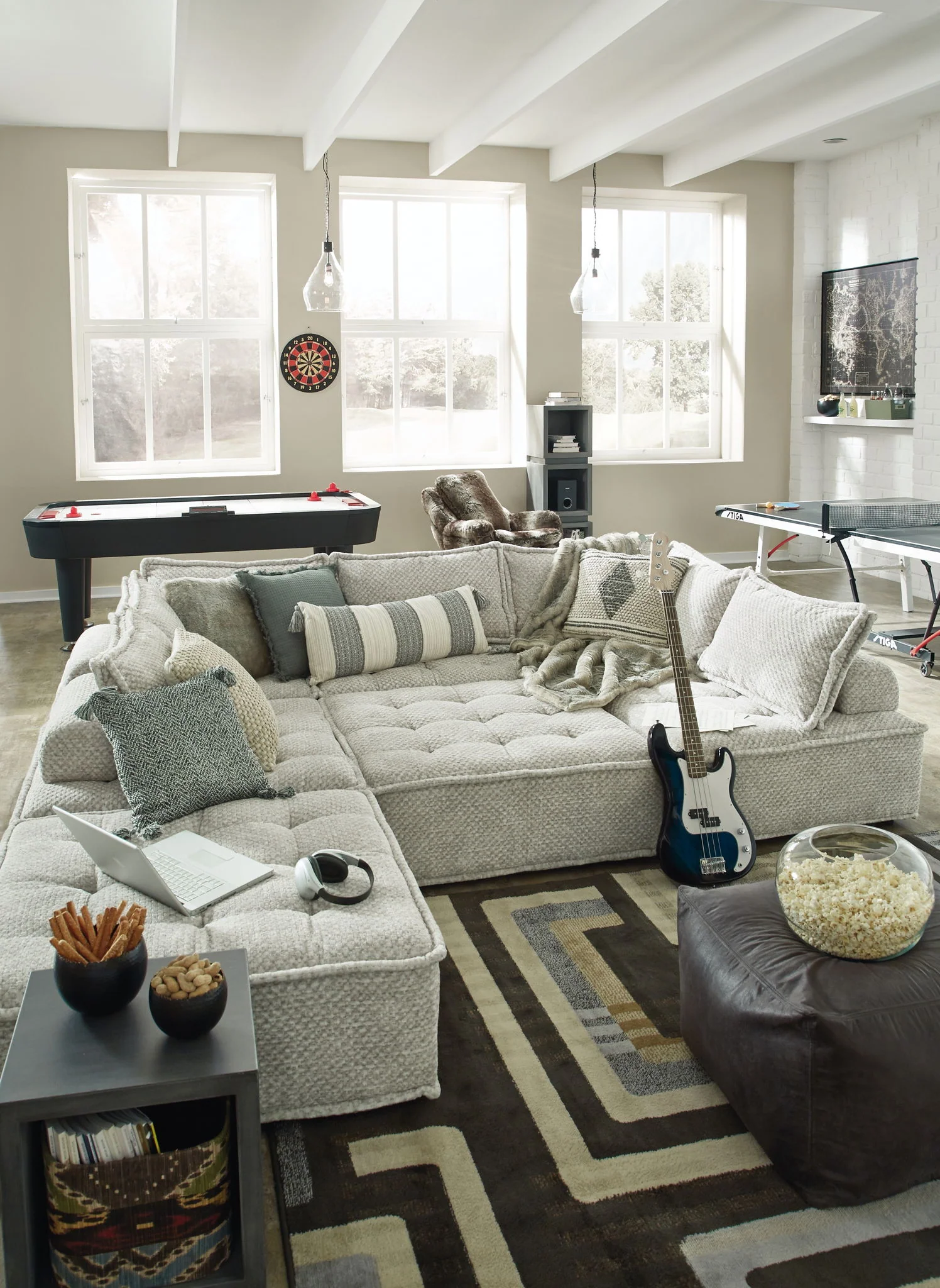 Bales - Sectional - Image 39
