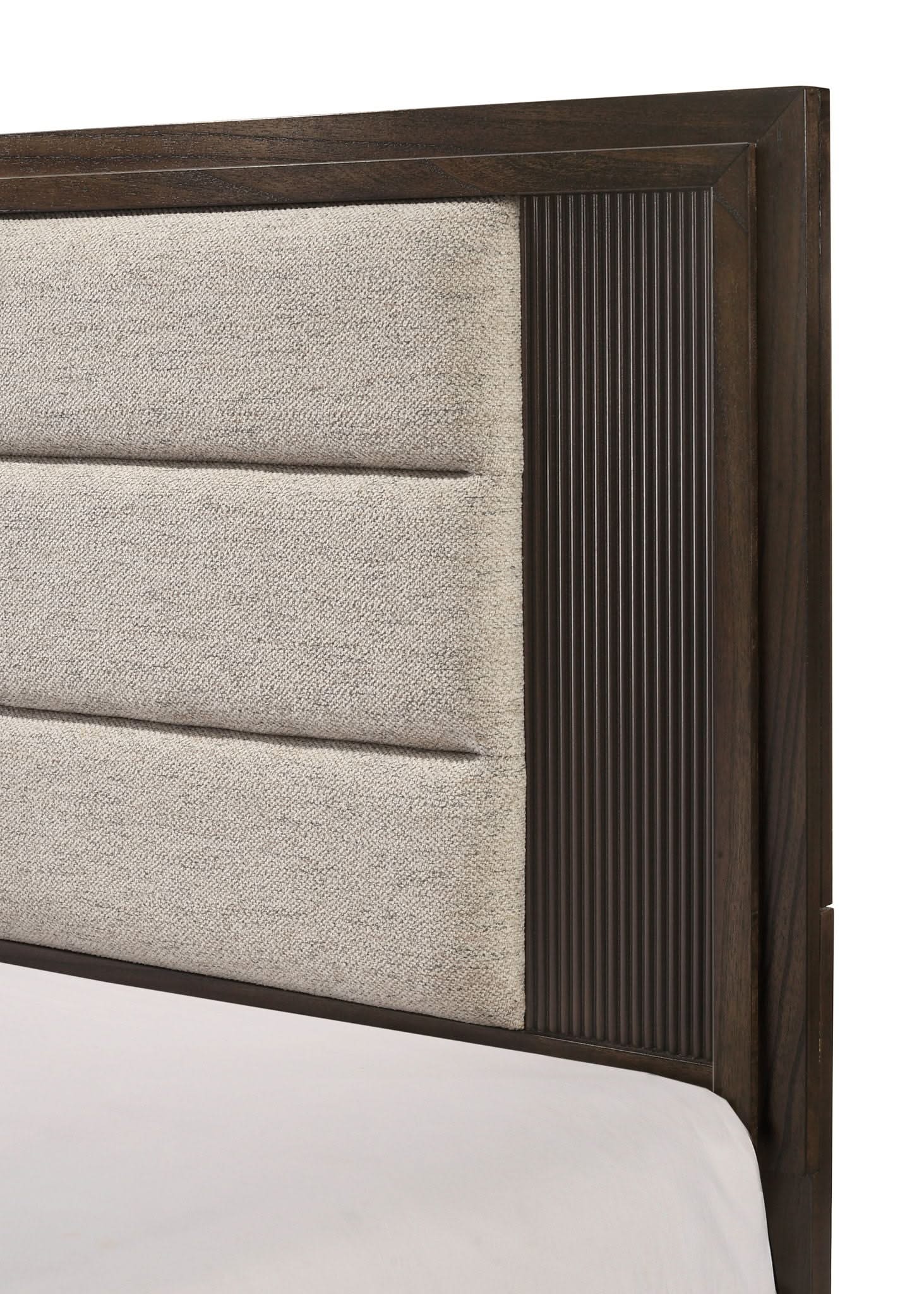 Carlton - King 5 Piece Bedroom Set - Brown - Image 3
