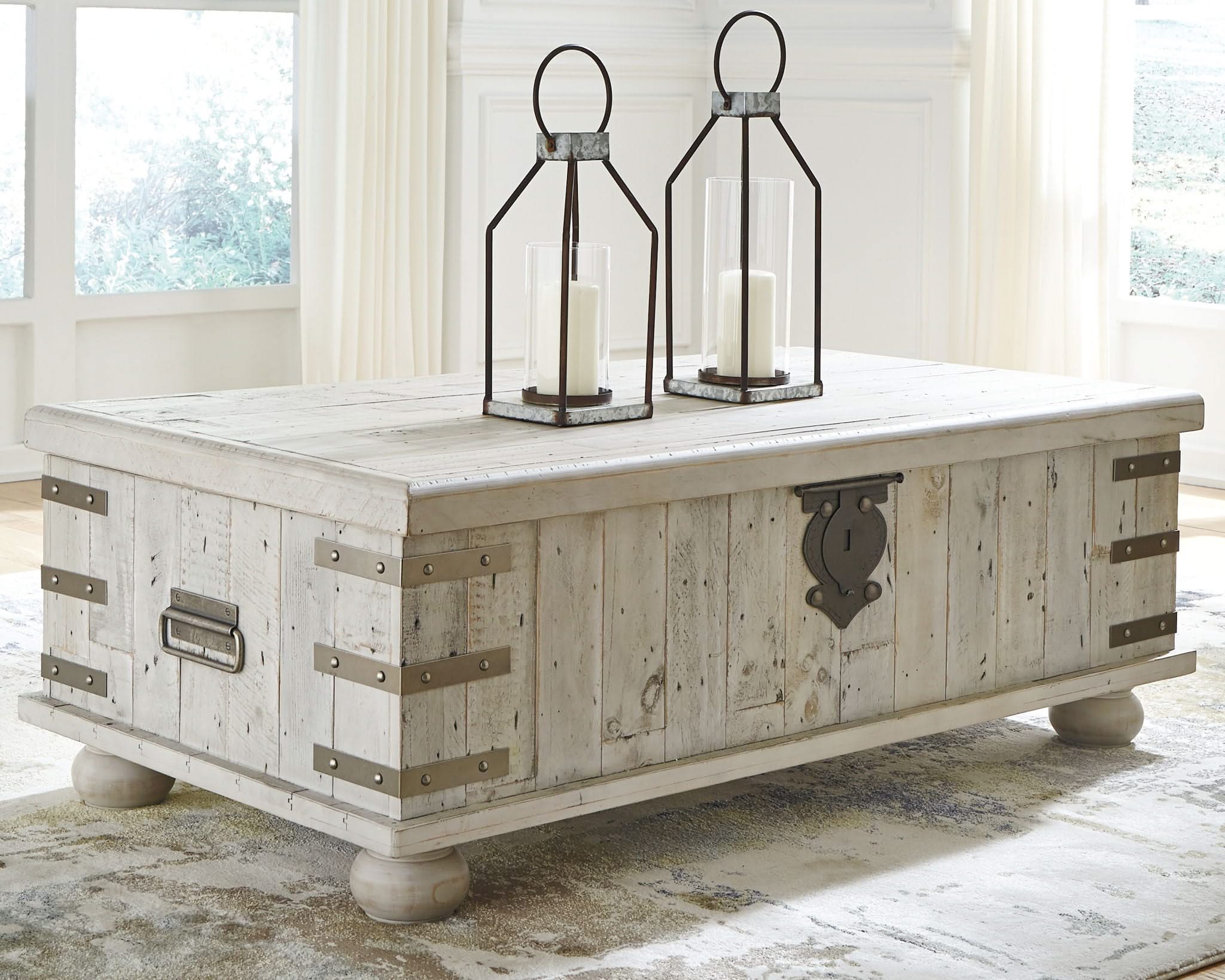 Carynhurst - Lift Top Cocktail Table - White Wash Gray - Image 4