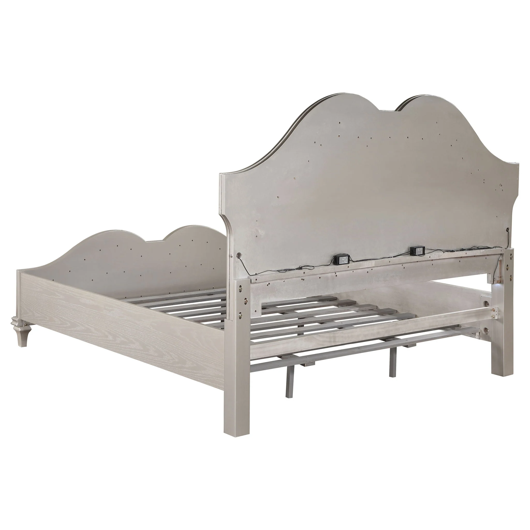 Evangeline 4-piece California King Bedroom Set Silver Oak - Image 2