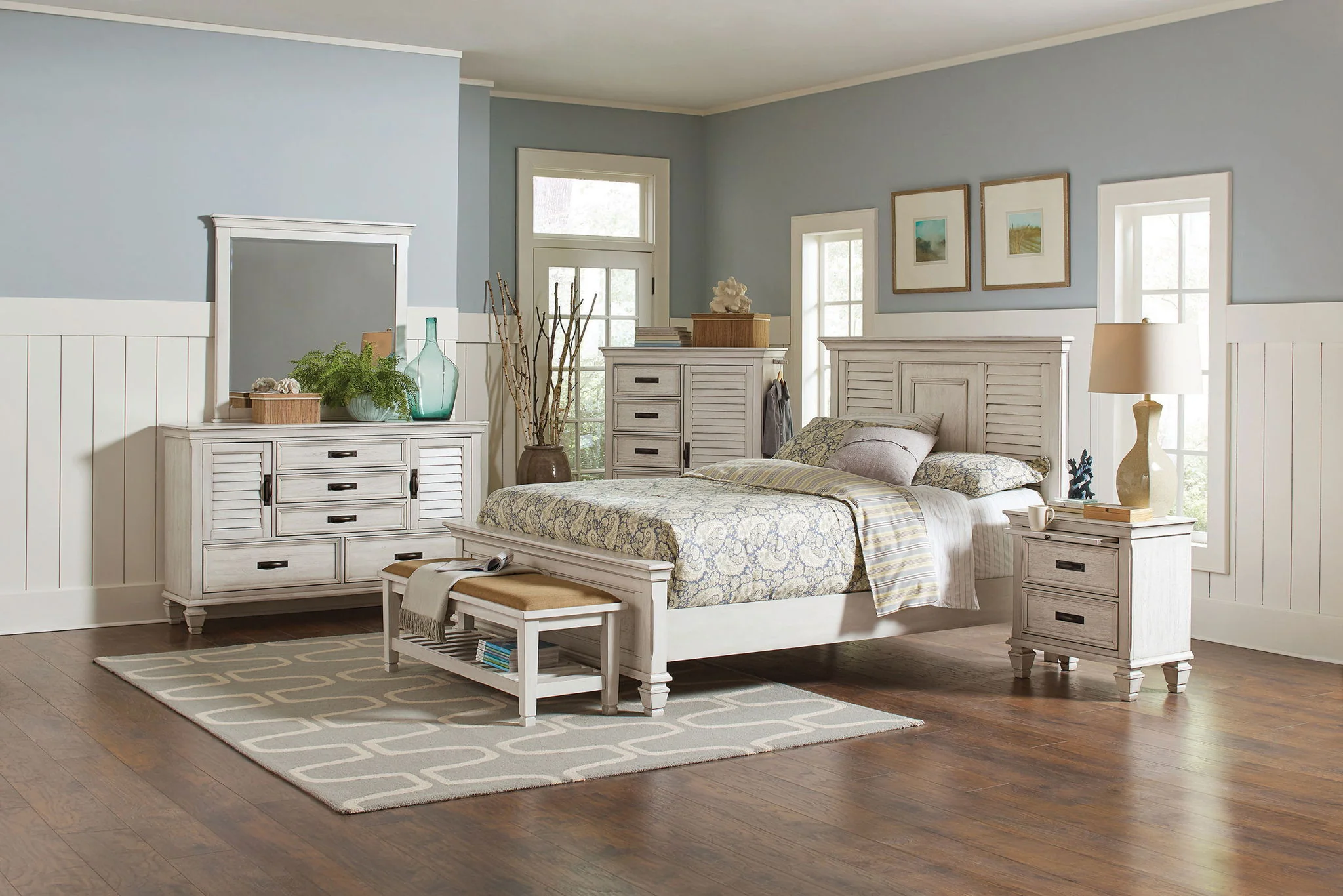 Franco 5-drawer Door Chest Distressed White - Image 3