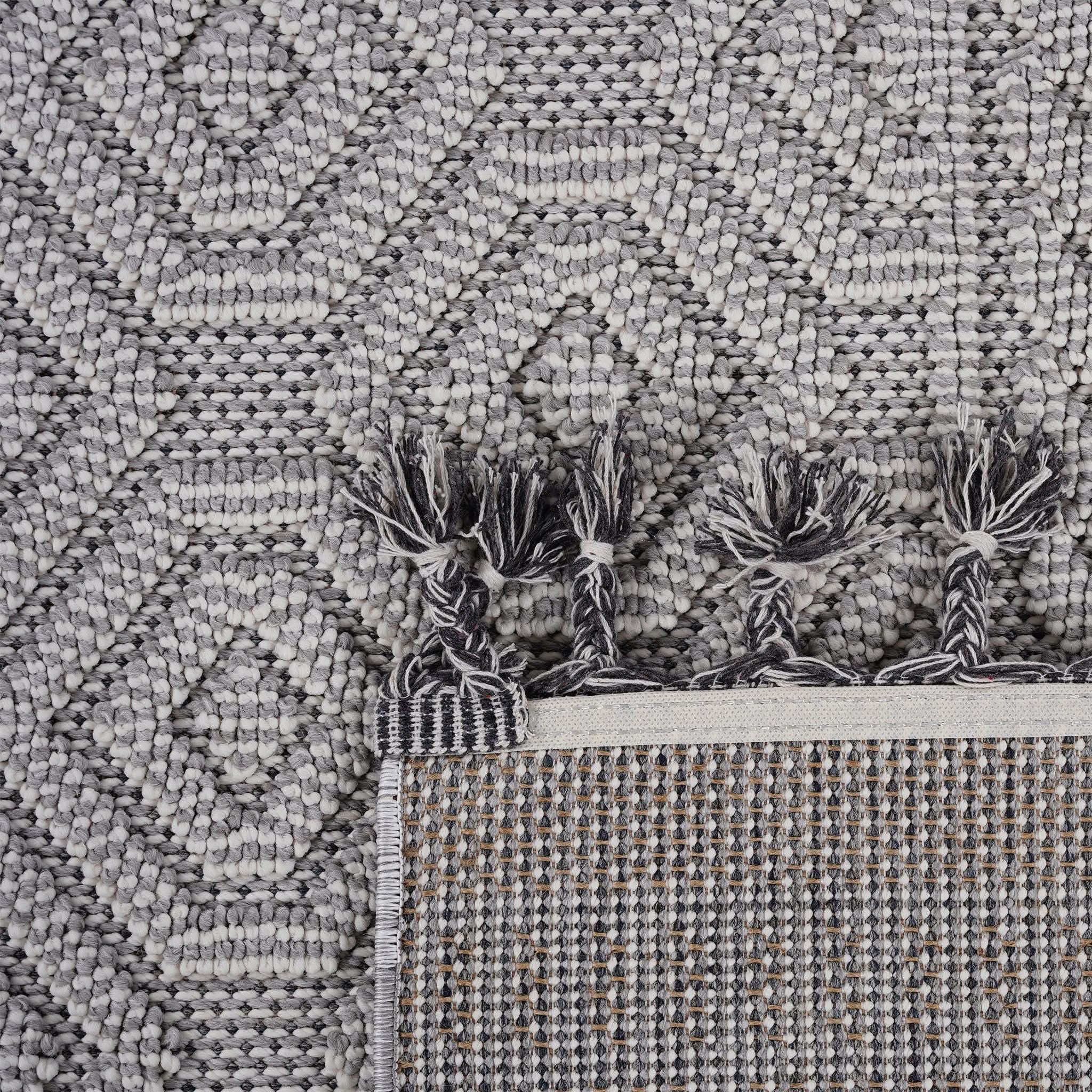 Guros - 8' X 10' Geometric Indoor / Outdoor Area Rug - White - Image 2