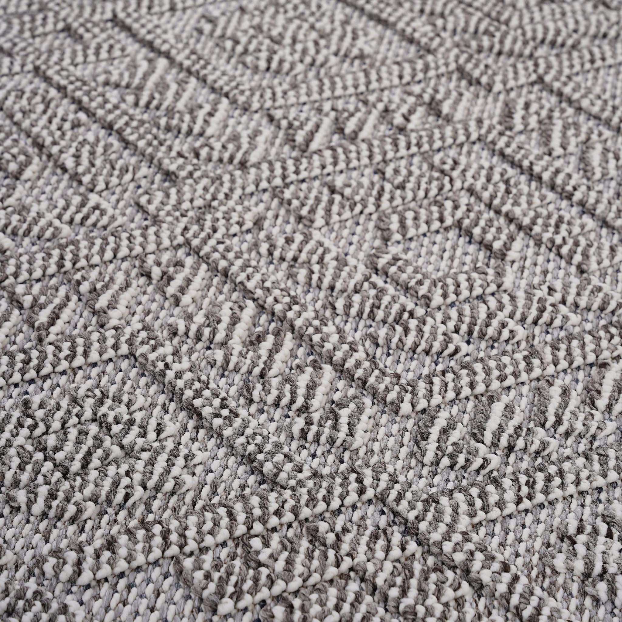 Guros - Traditional Indoor / Outdoor Area Rug - Image 14