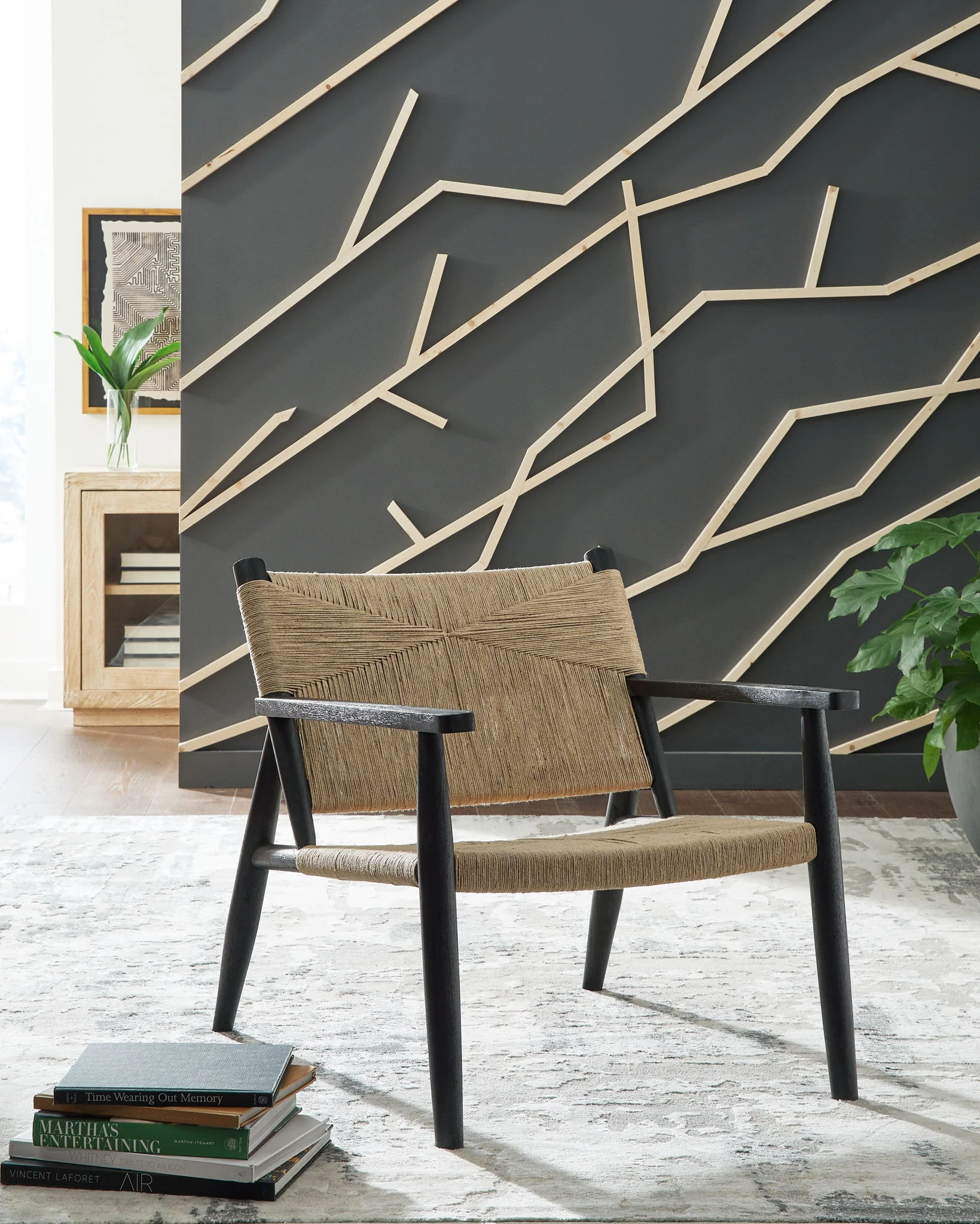 Halfmore - Accent Chair - Black / Natural - Image 4