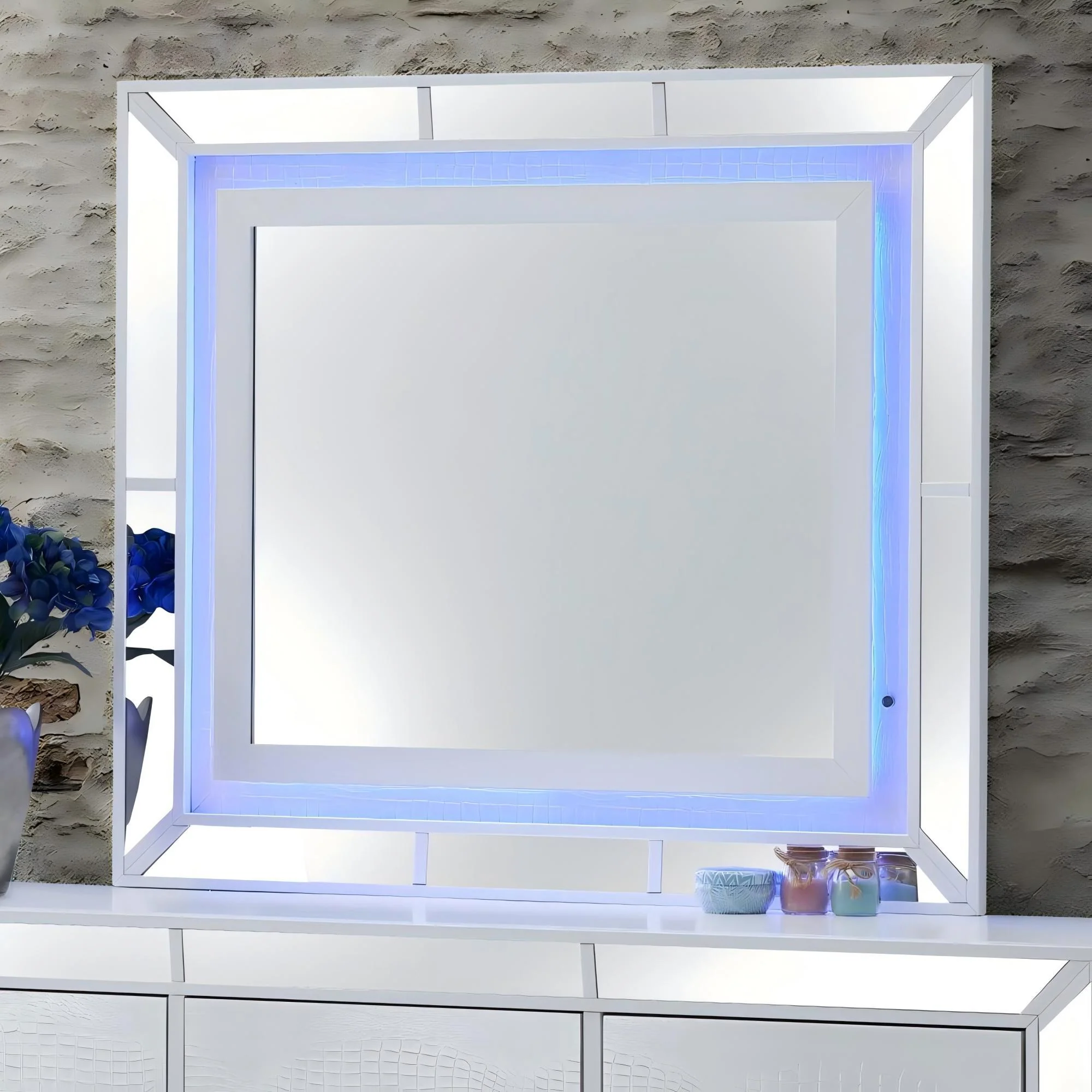Hollywood Hills - Mirror - White - Image 4