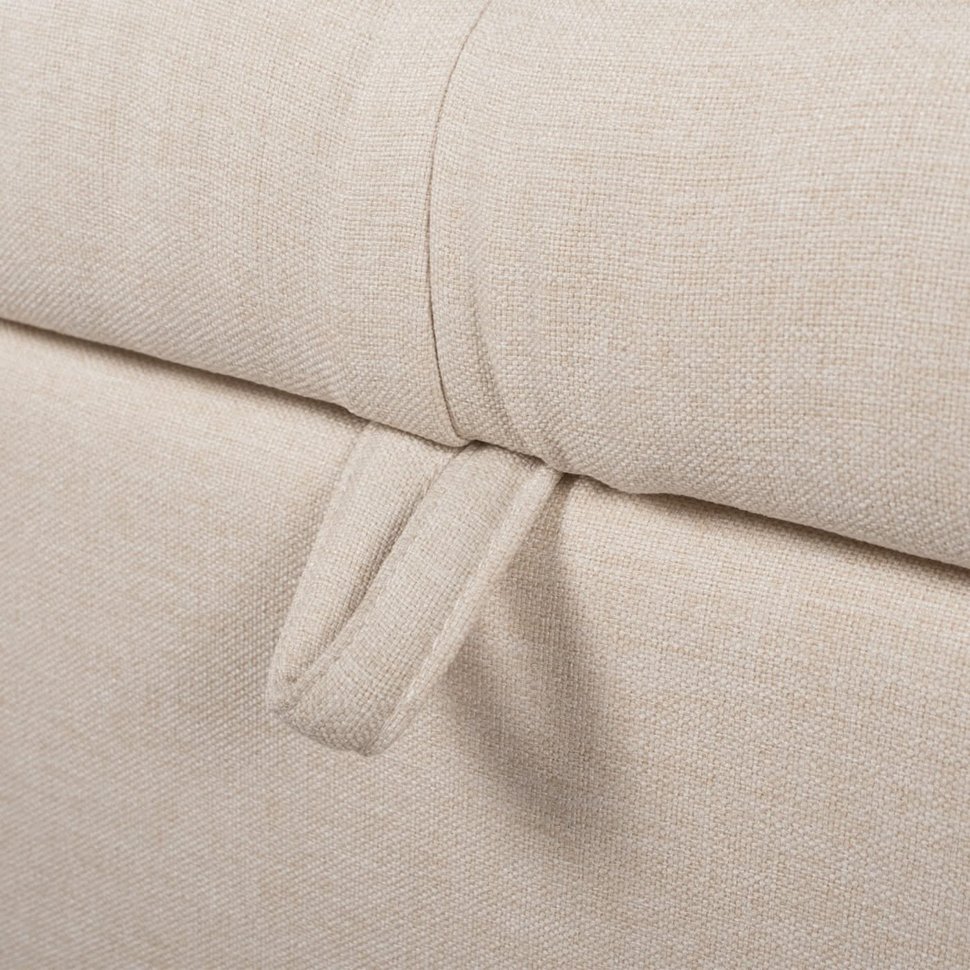 Jacqueline - Tufted Roll Arm Storage Bench - Image 4