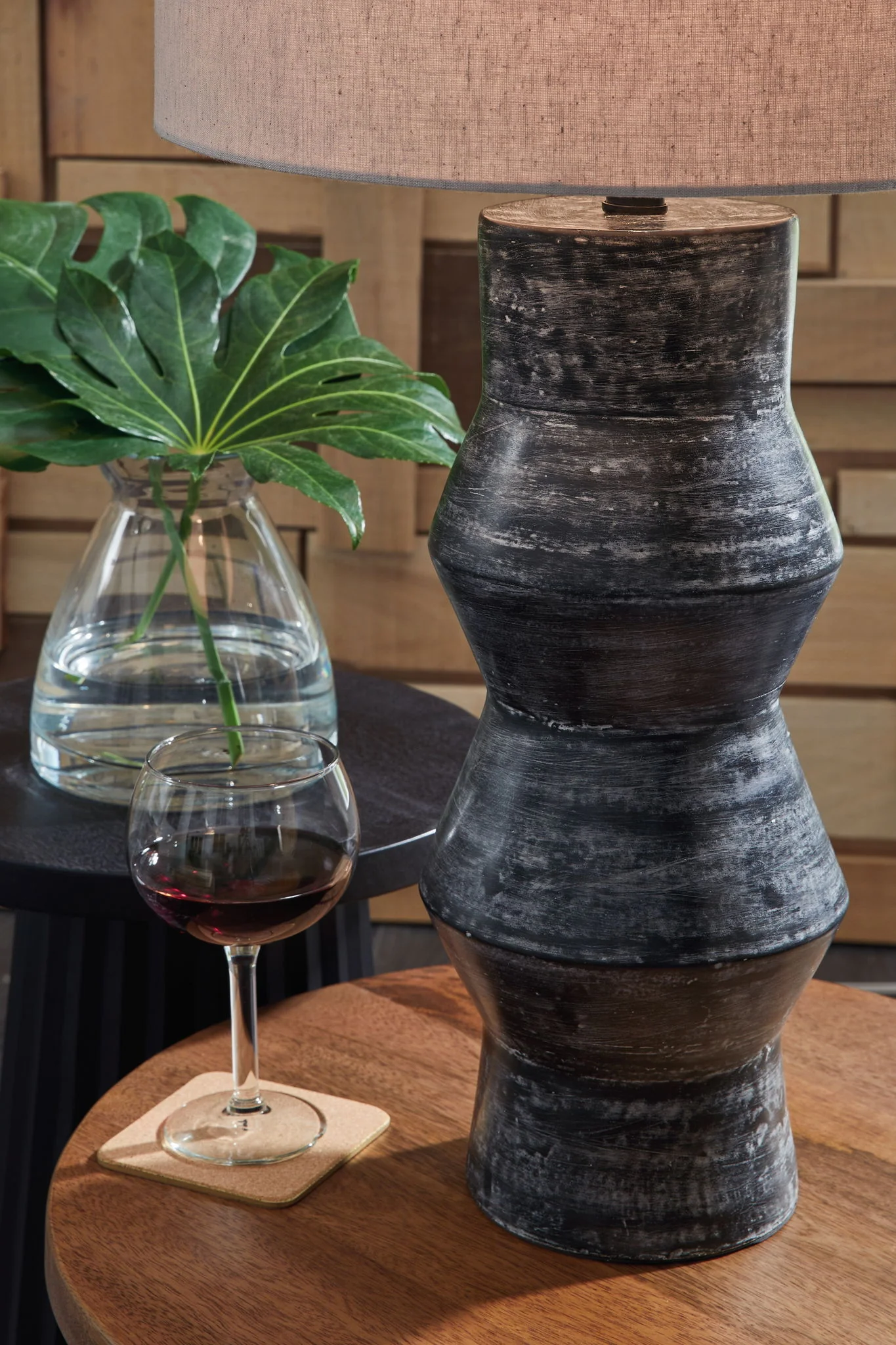 Kerbert - Terracotta Table Lamp - Distressed Black - Image 3