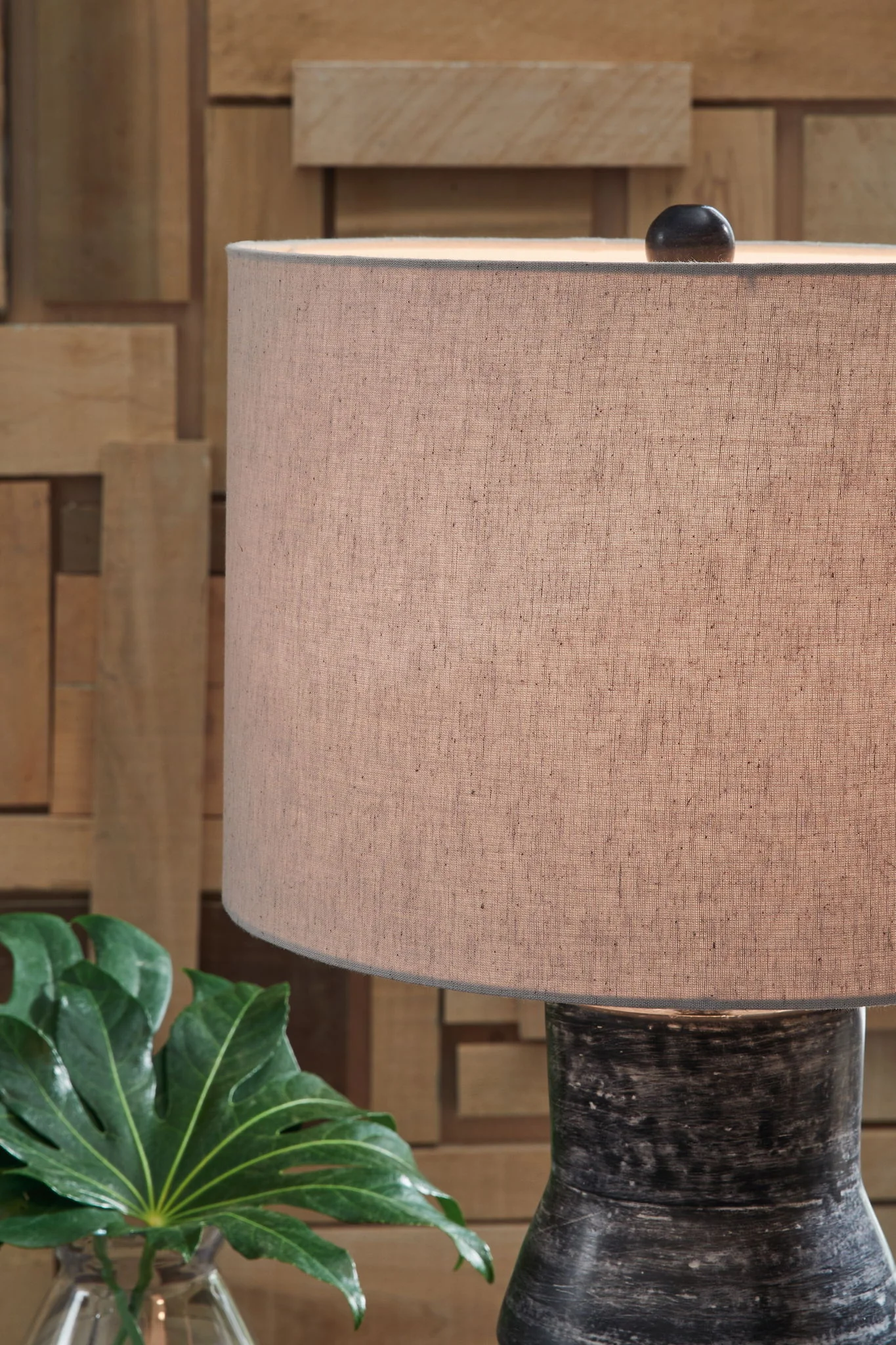 Kerbert - Terracotta Table Lamp - Distressed Black - Image 4