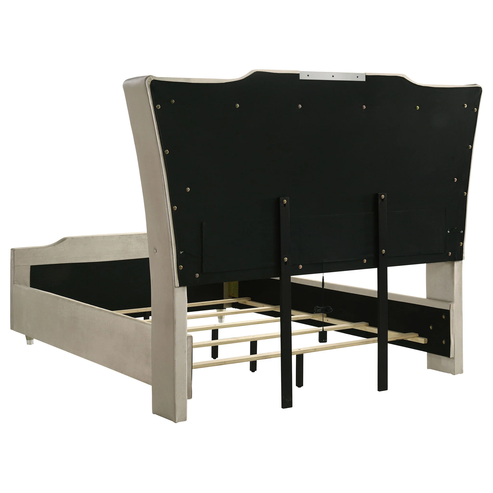 Lorient 5-piece Queen Bedroom Set Ivory and Camel - Image 3
