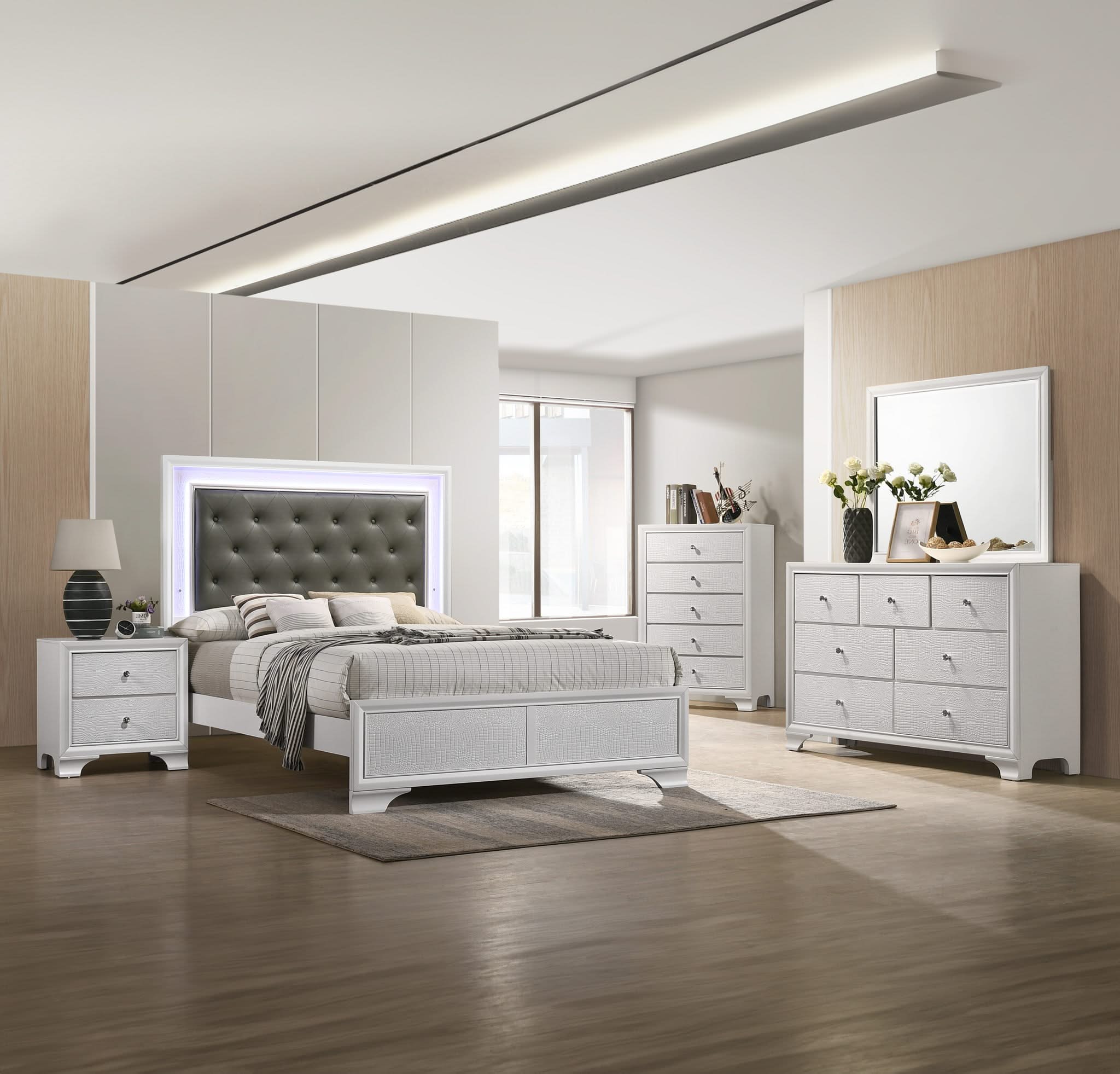 Lyssa - Queen 5 Piece Bedroom Set - White