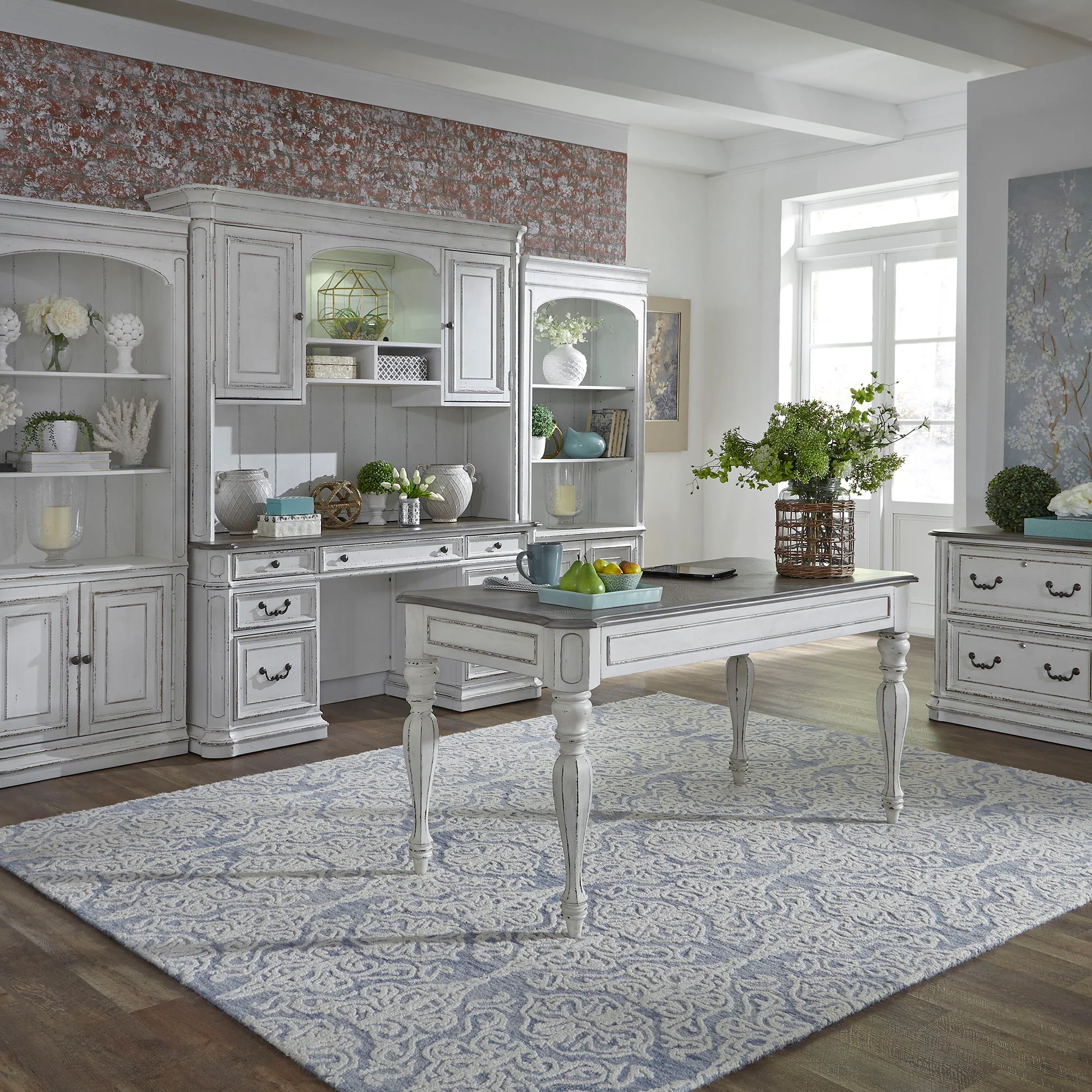 Magnolia Manor - Credenza - Image 4