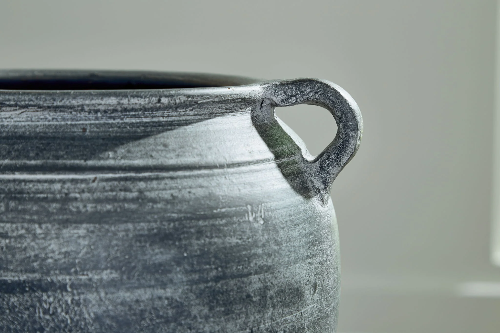 Meadie - 9" Vase - Image 5