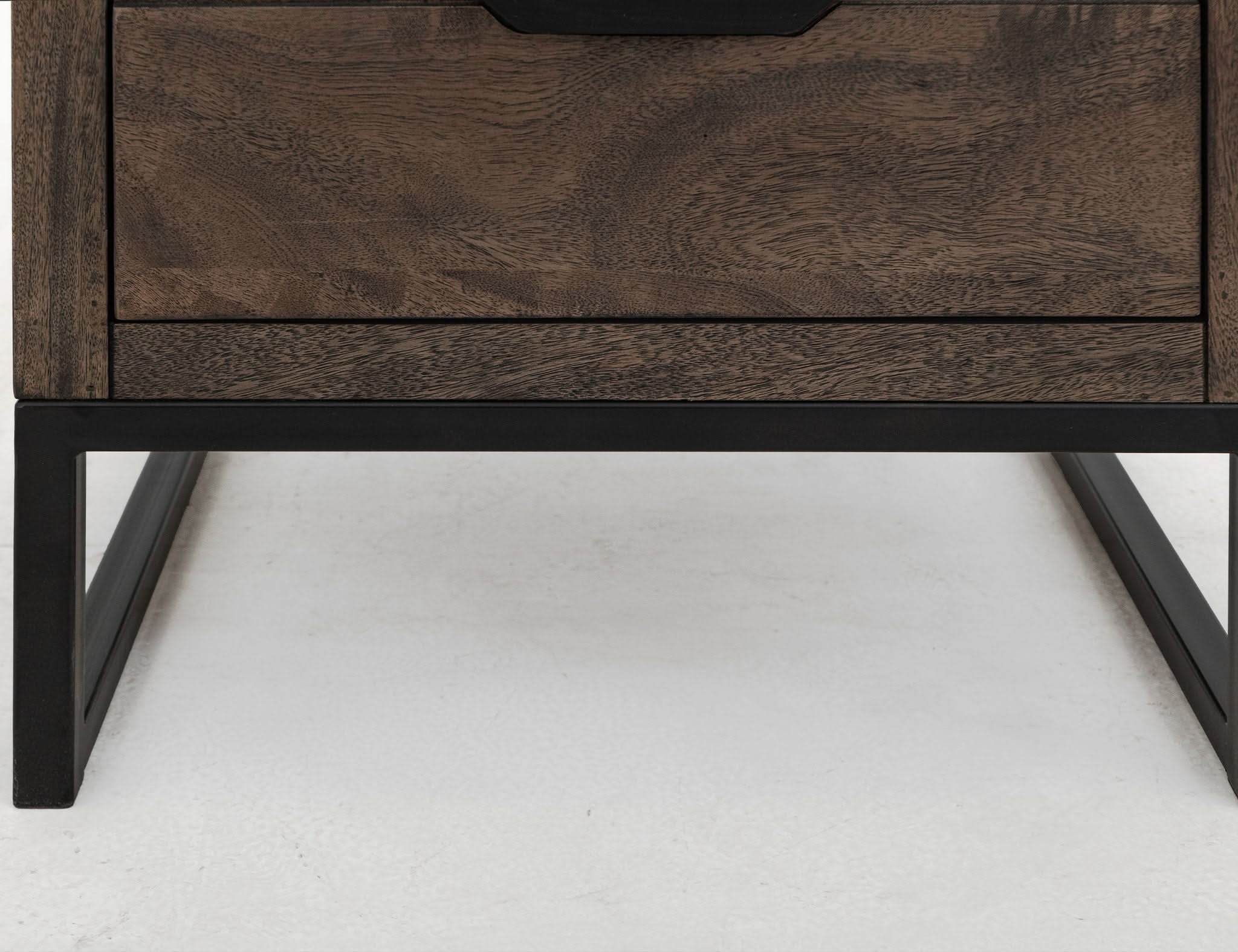 Mita - End Table - Image 4