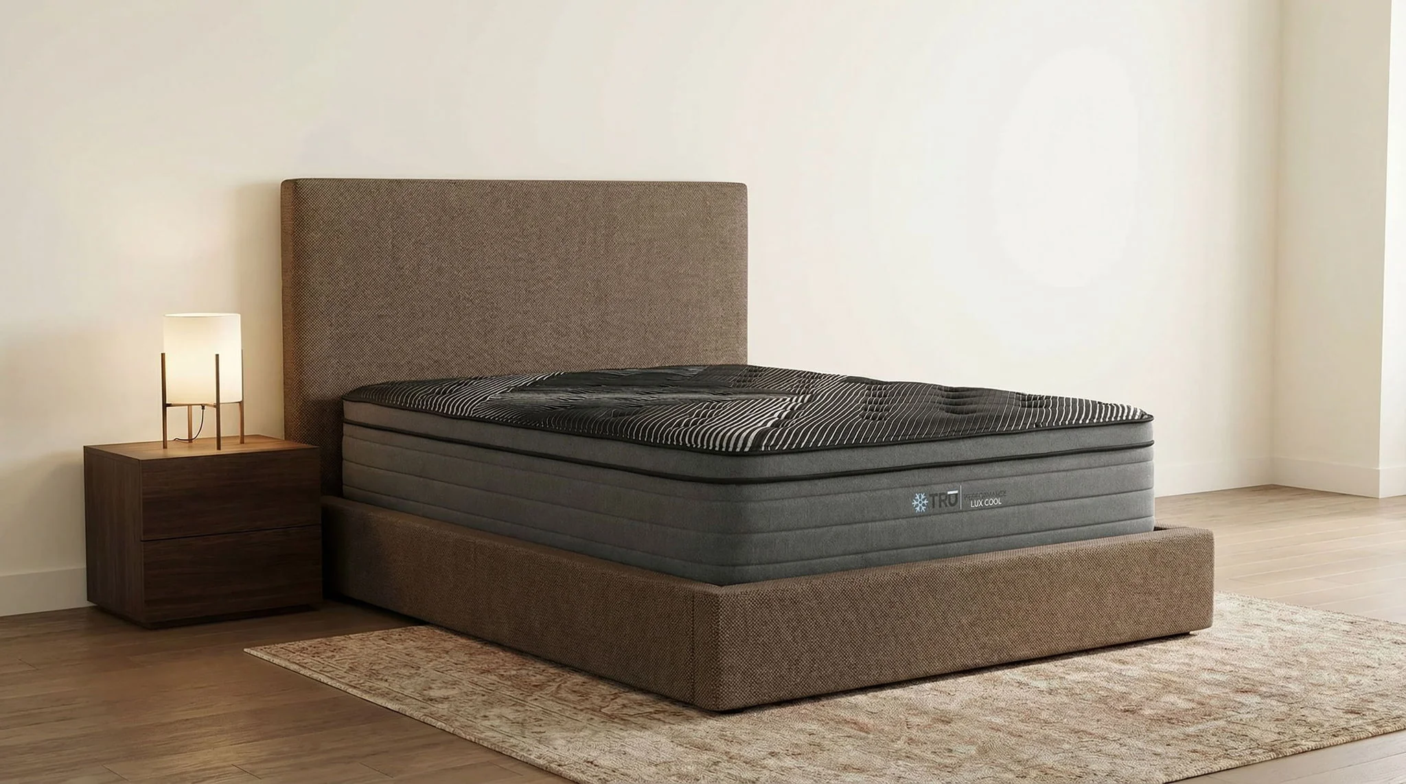 Montlake 14-inch California King Cool Firm Foam Hybrid Mattress - Image 4