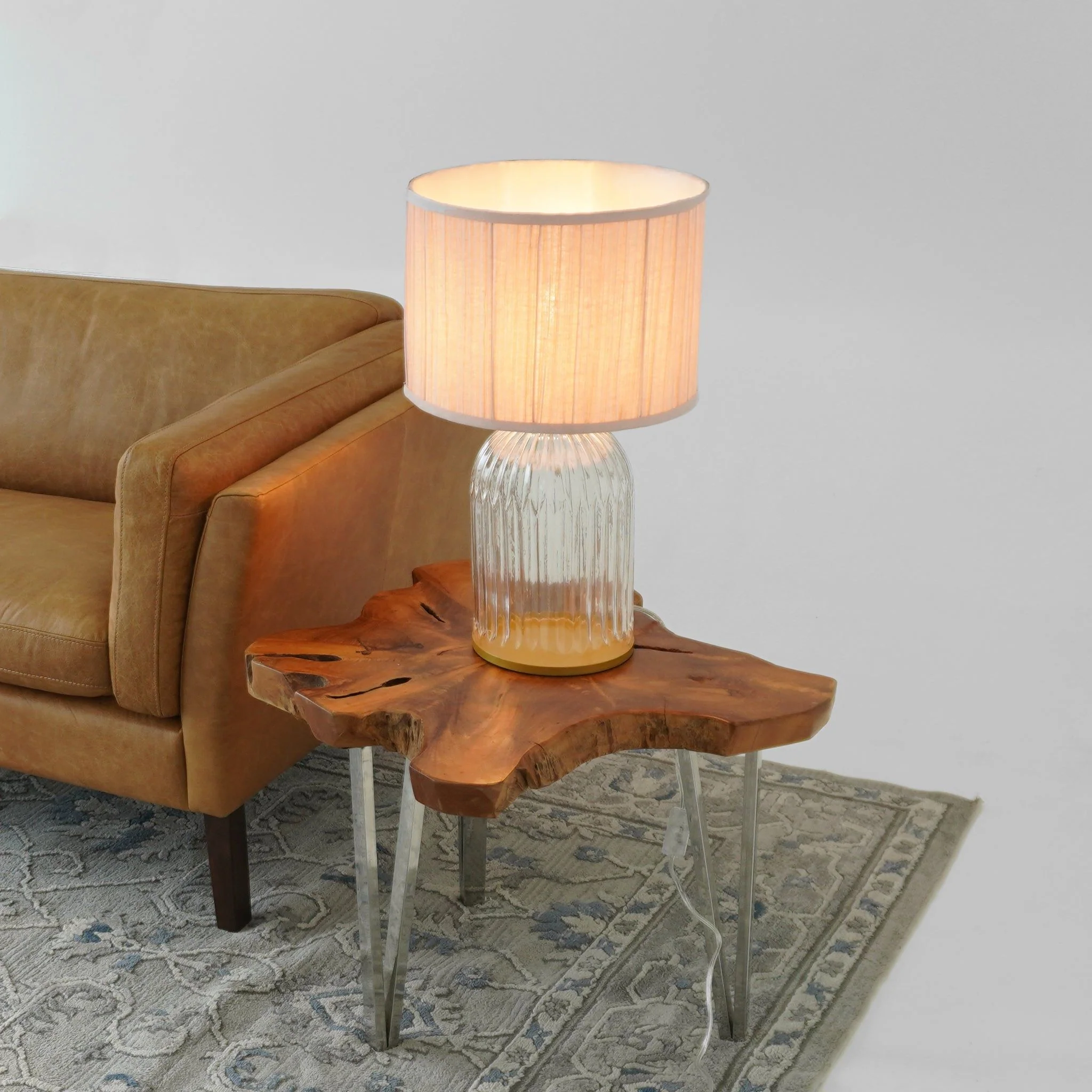 Nordic - Table Lamp With LED Nebulis - Pink - Image 2