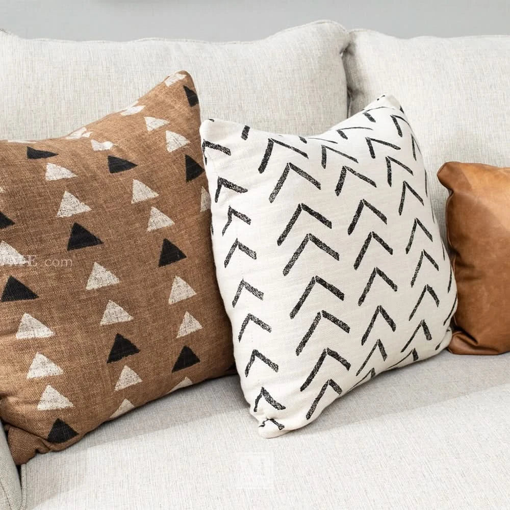 Renegade Beige Fabric Loveseat with Loose Cushions and Throw Pillows - Image 5