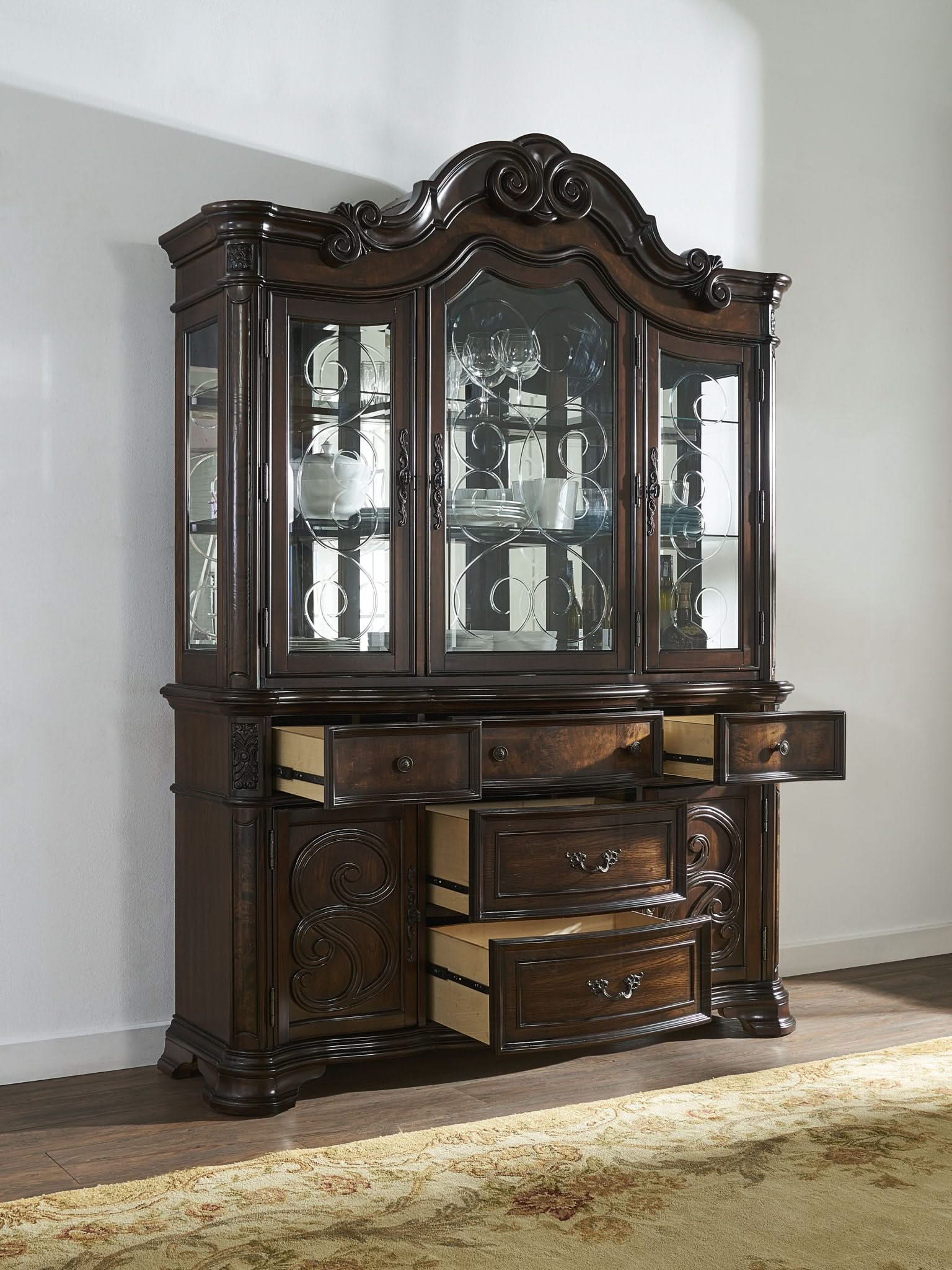 Royale - Buffet - Image 3