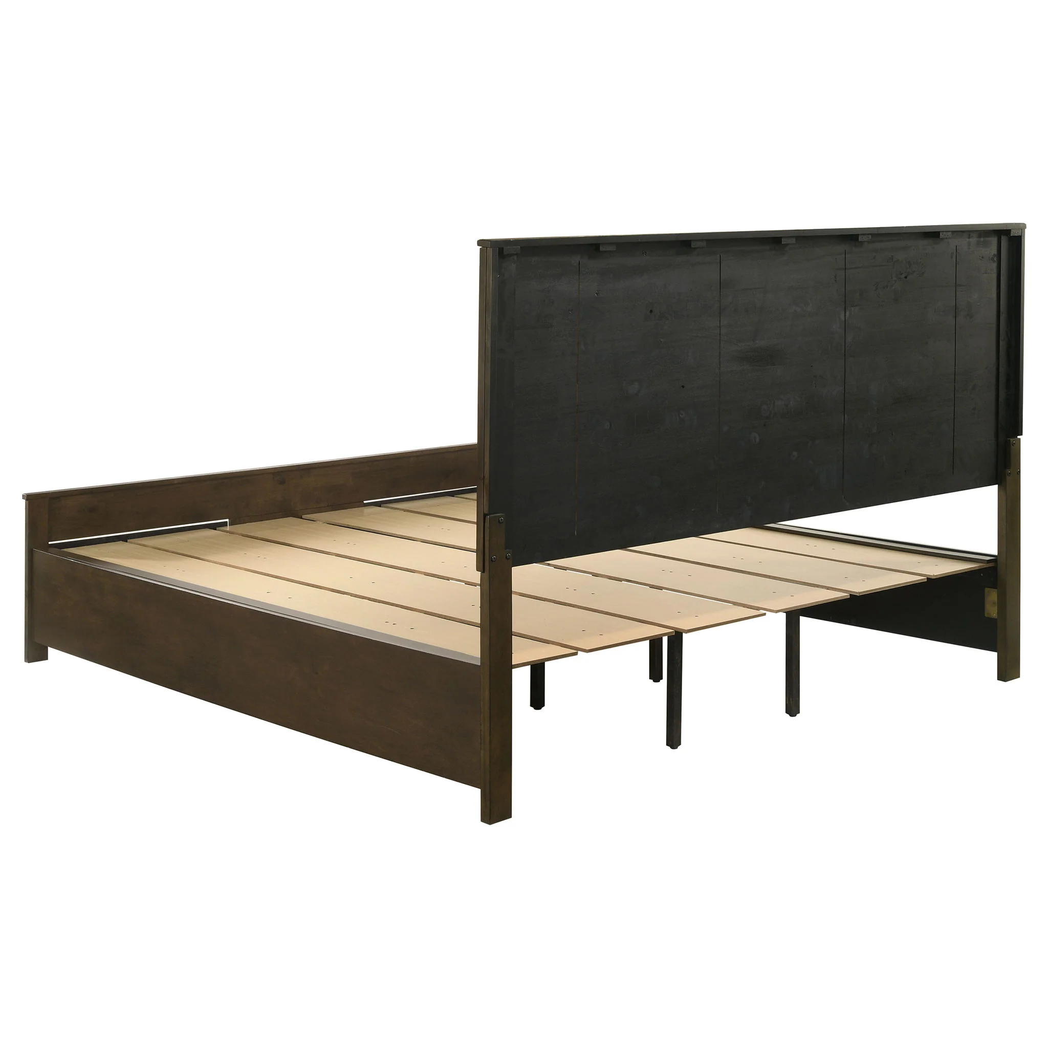 Woodmont 4-piece California King Bedroom Set Golden Brown - Image 3