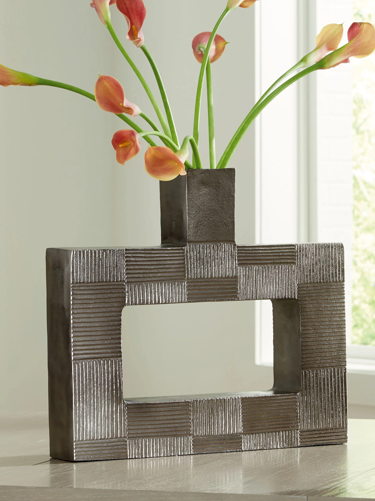 Wrengrove - Vase - Image 4